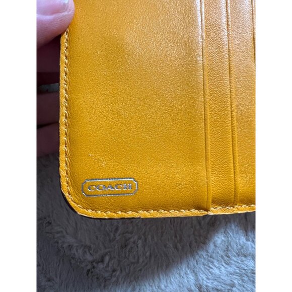 Coach Burnt Orange Leather Bi-Fold Wallet With Card Slots & ID Window - Picture 5 of 12